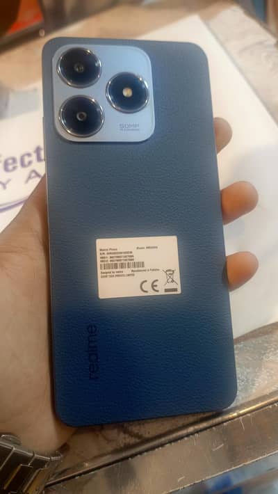 Realme C63