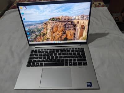 HP Elitebook 840 G11 14 generation core ultra 5, 32gb ddr5 ram 5200MHZ