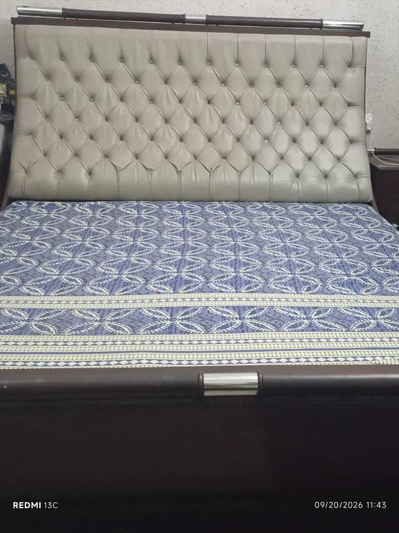ChenOne Bed 4