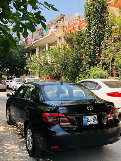 Toyota Corolla GLI 2011