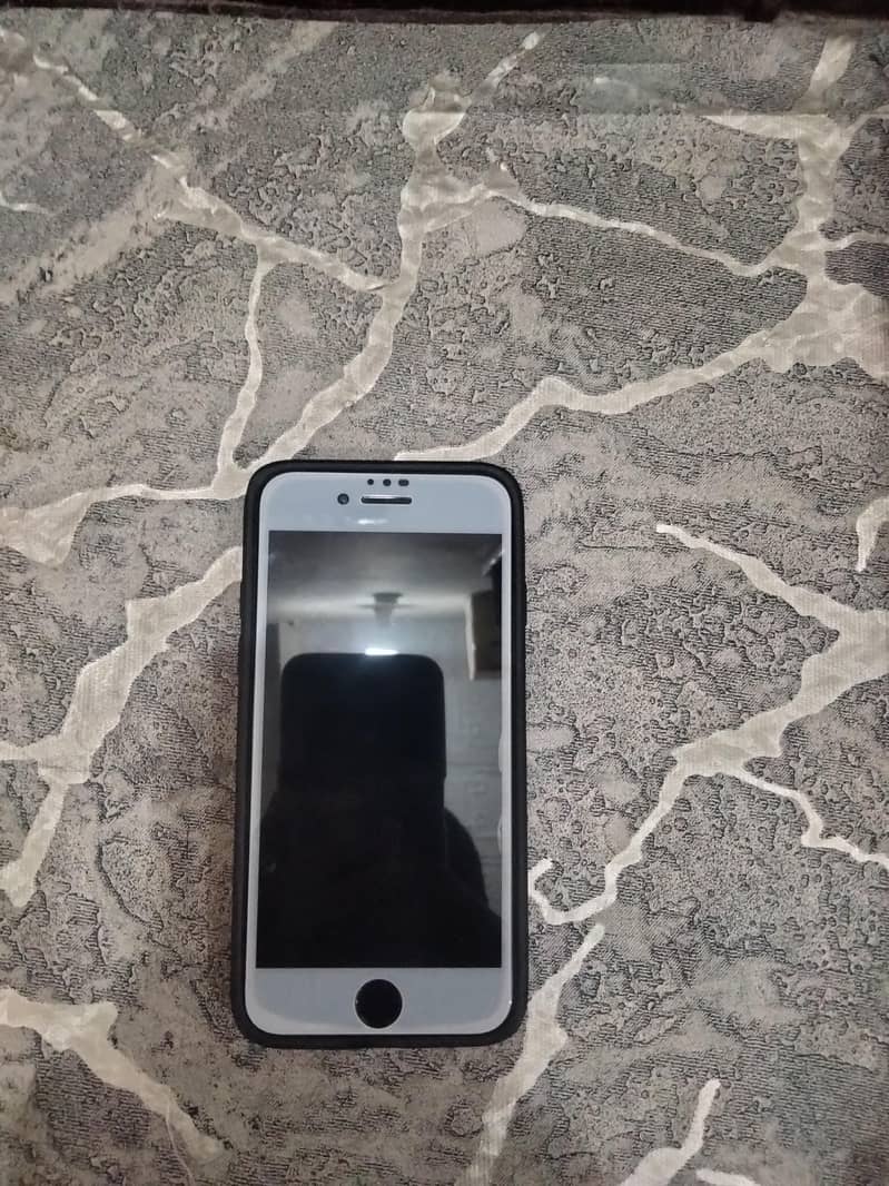 Apple iPhone 7 5