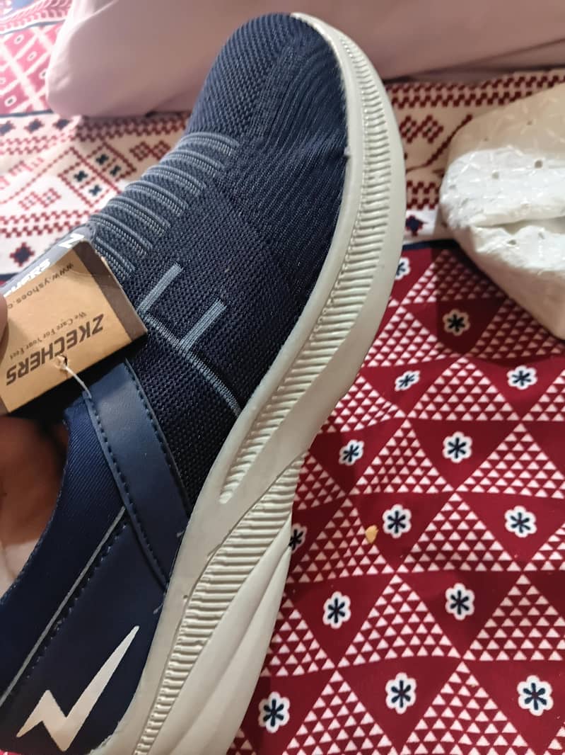 normal shoes 0