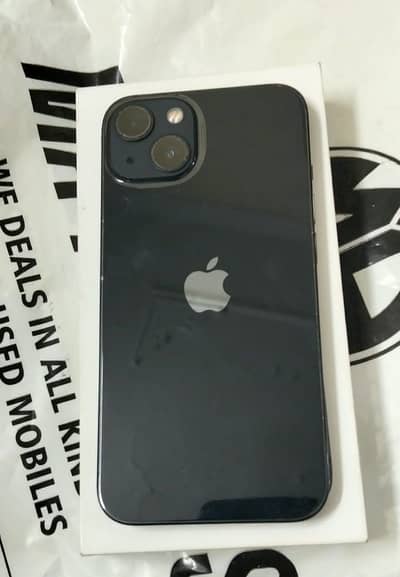 Apple iPhone 13