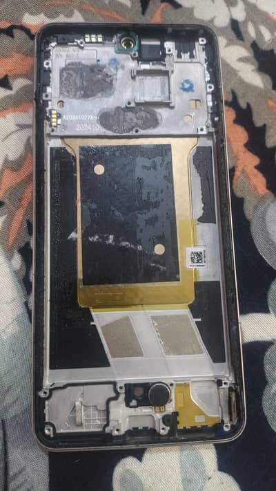 Realme 13 Plus frame available
