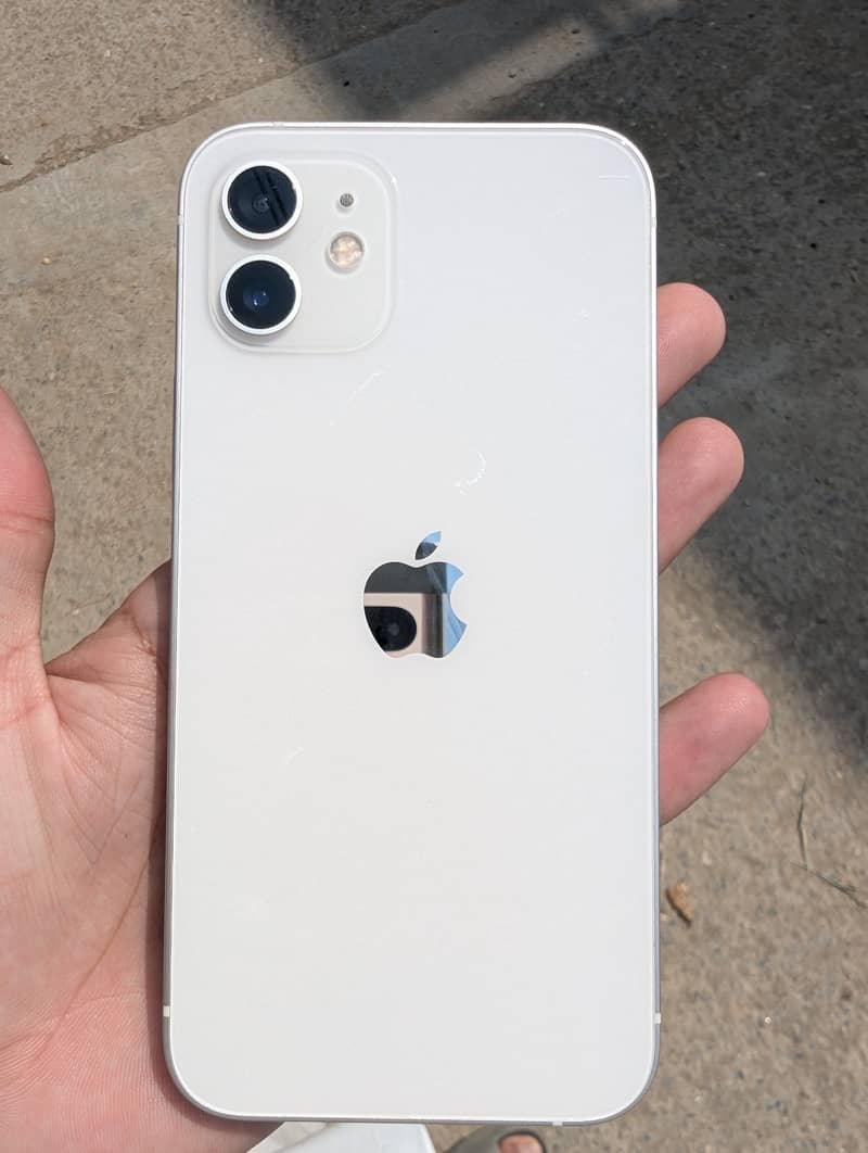 Apple iPhone 12 8