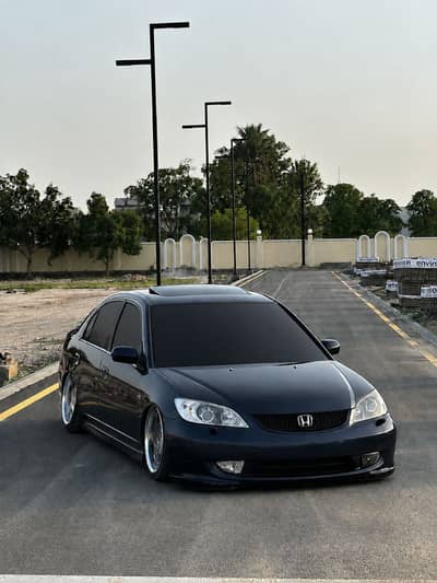Honda Civic Oriel 2004