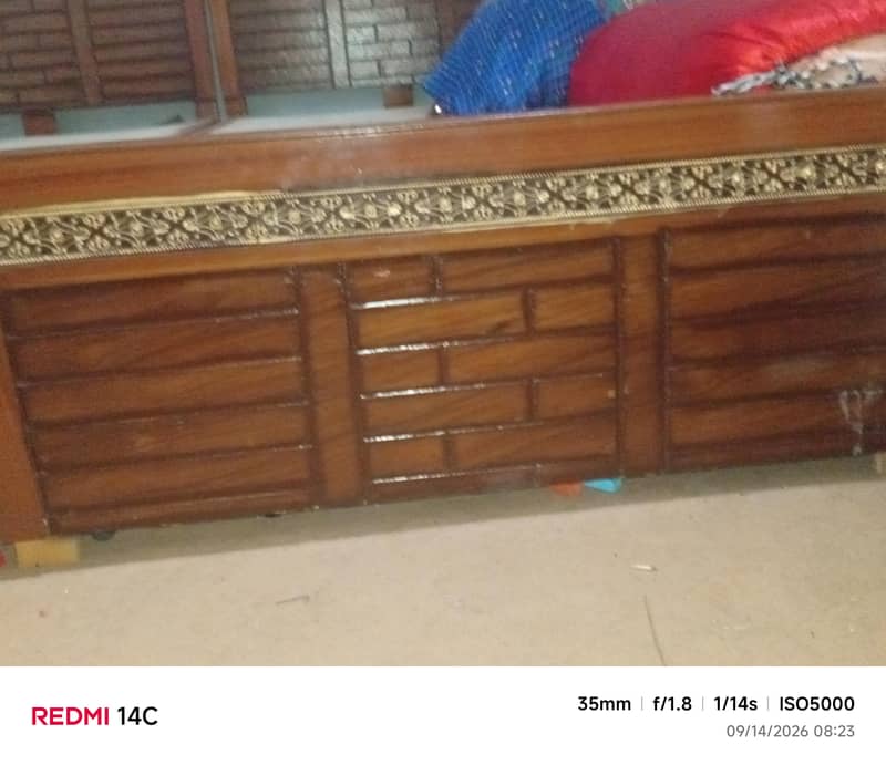 2 single beds 2