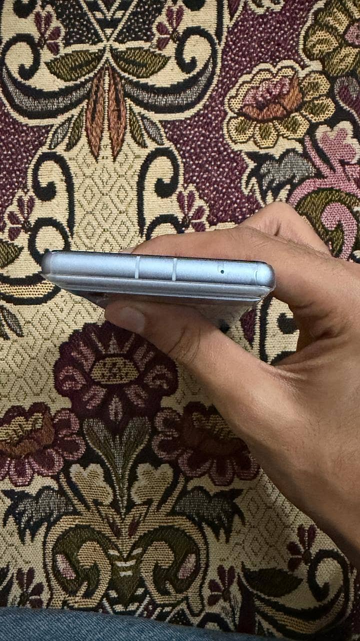 Google Pixel 7a 6