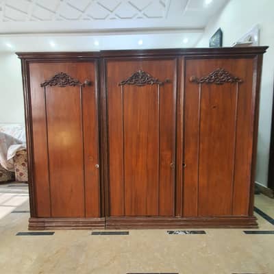 3 Doors Wardrobe/Almari 6x1.9x4.7 (feet)