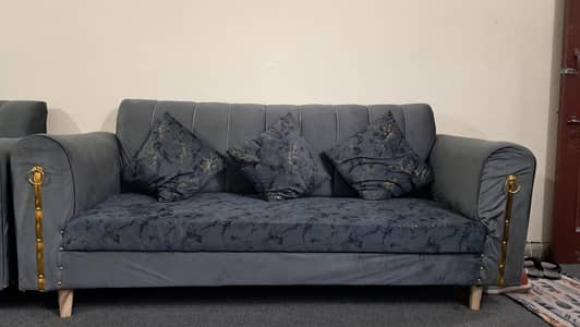 5 seater grey sofa set in very good condition
