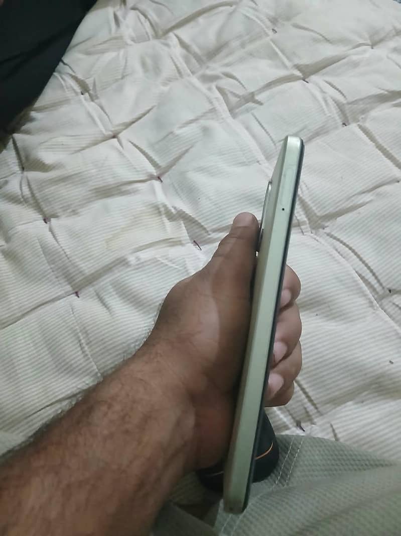 OPPO A38 4