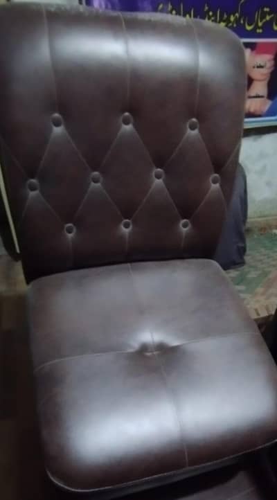 urgent sale s8 peices