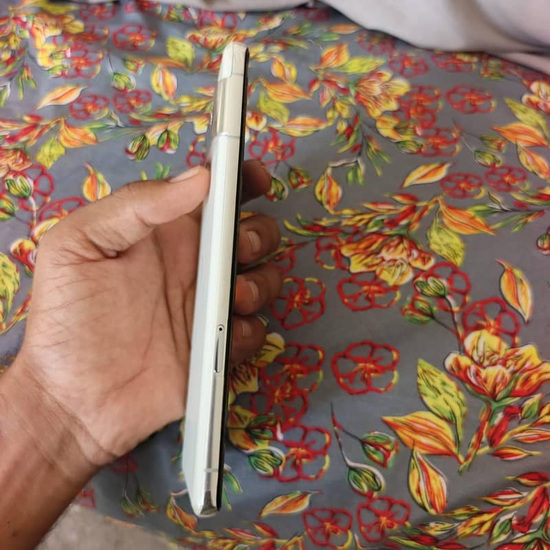 Google Pixel 7 Pro 6