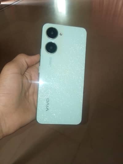 vivo y 03 box nahi hai charger genuine Baki all okay 10 by 10
