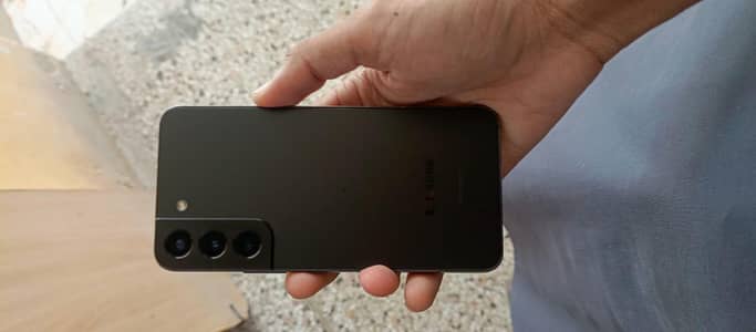 Samsung Mobile S22