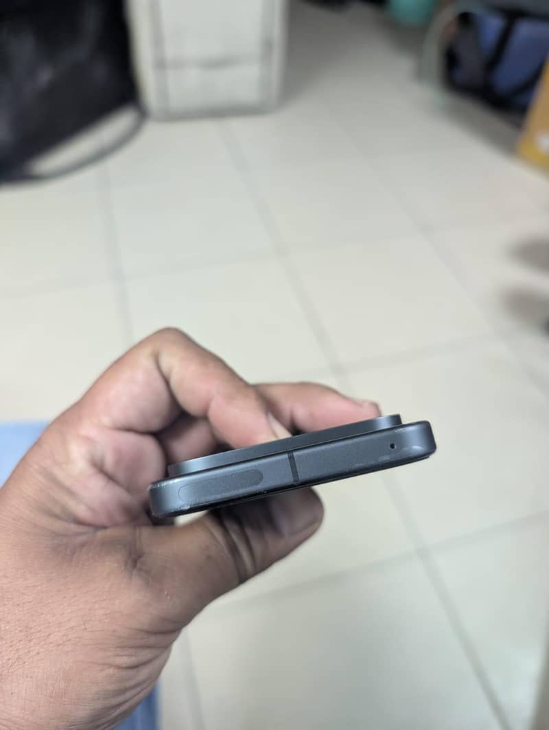 Google Pixel 10 5