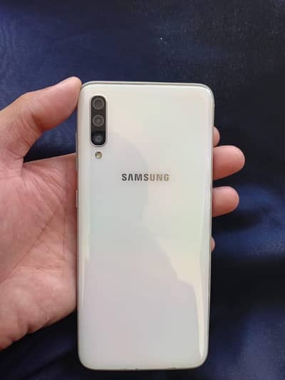 Samsung Galaxy A70 urgent for sale.