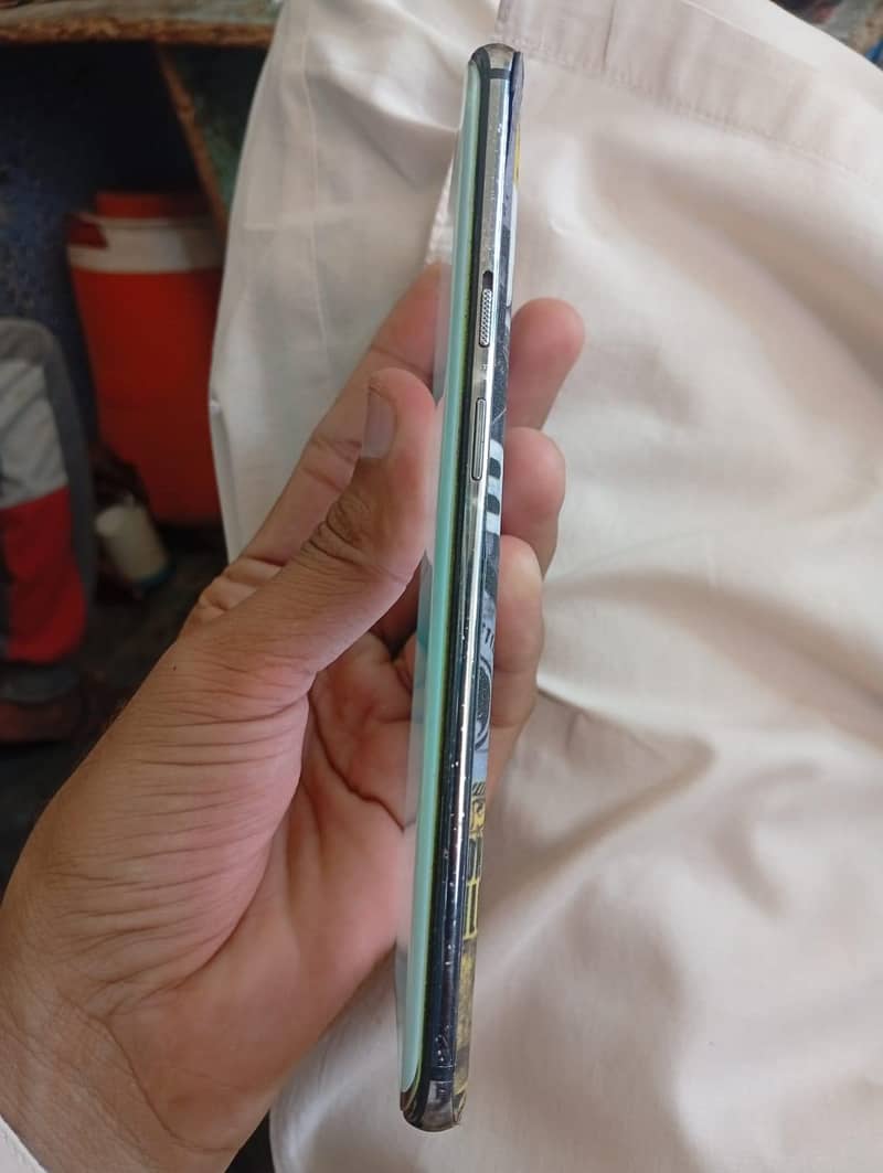 One Plus 7 Pro 3