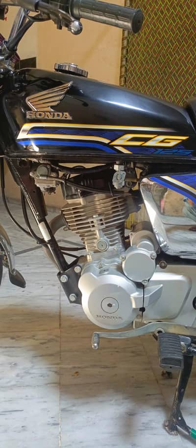 Honda CG125 Self Start