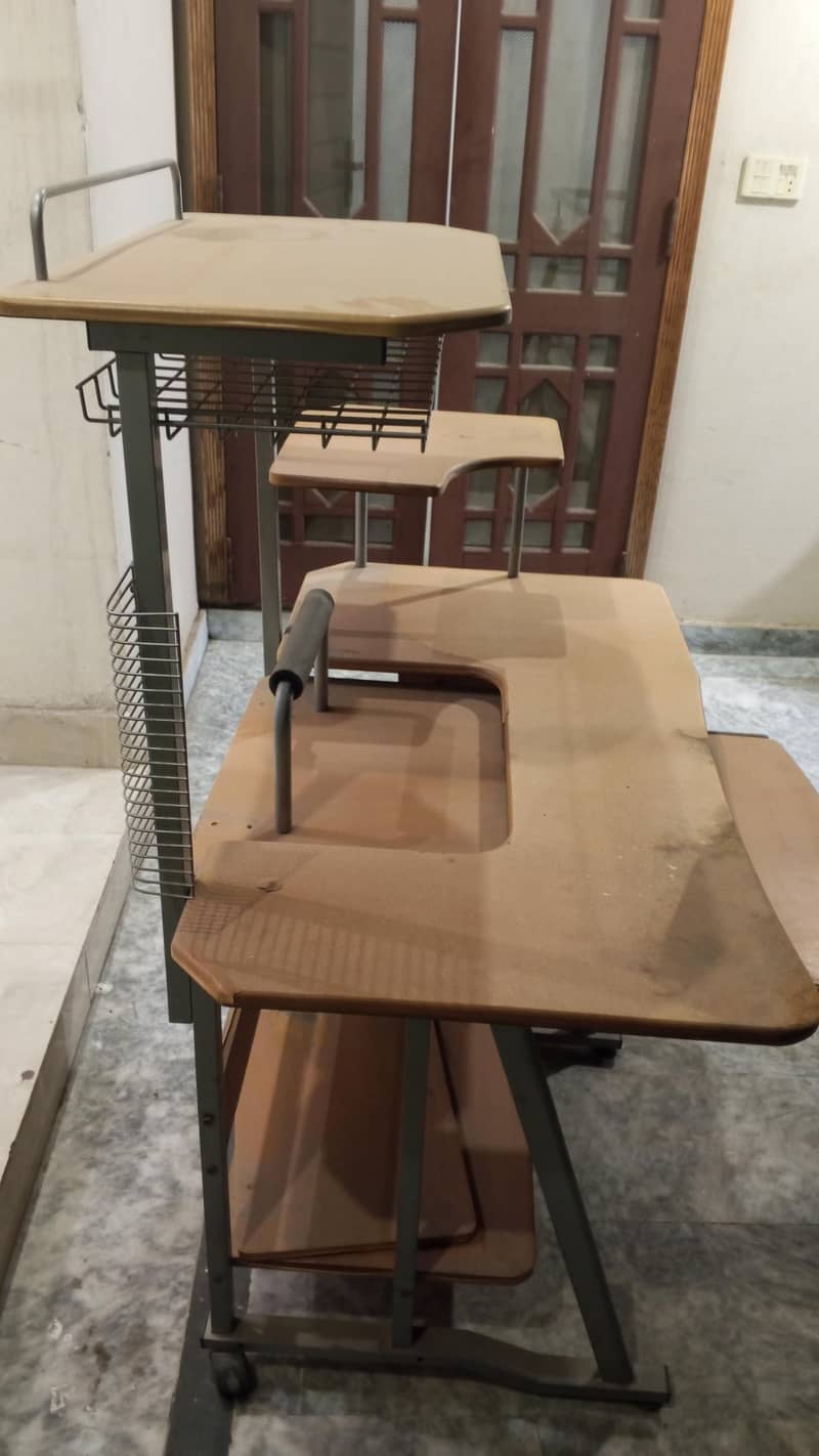 study Table and mix computer Table 2