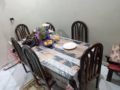 6 chairs Dining Table