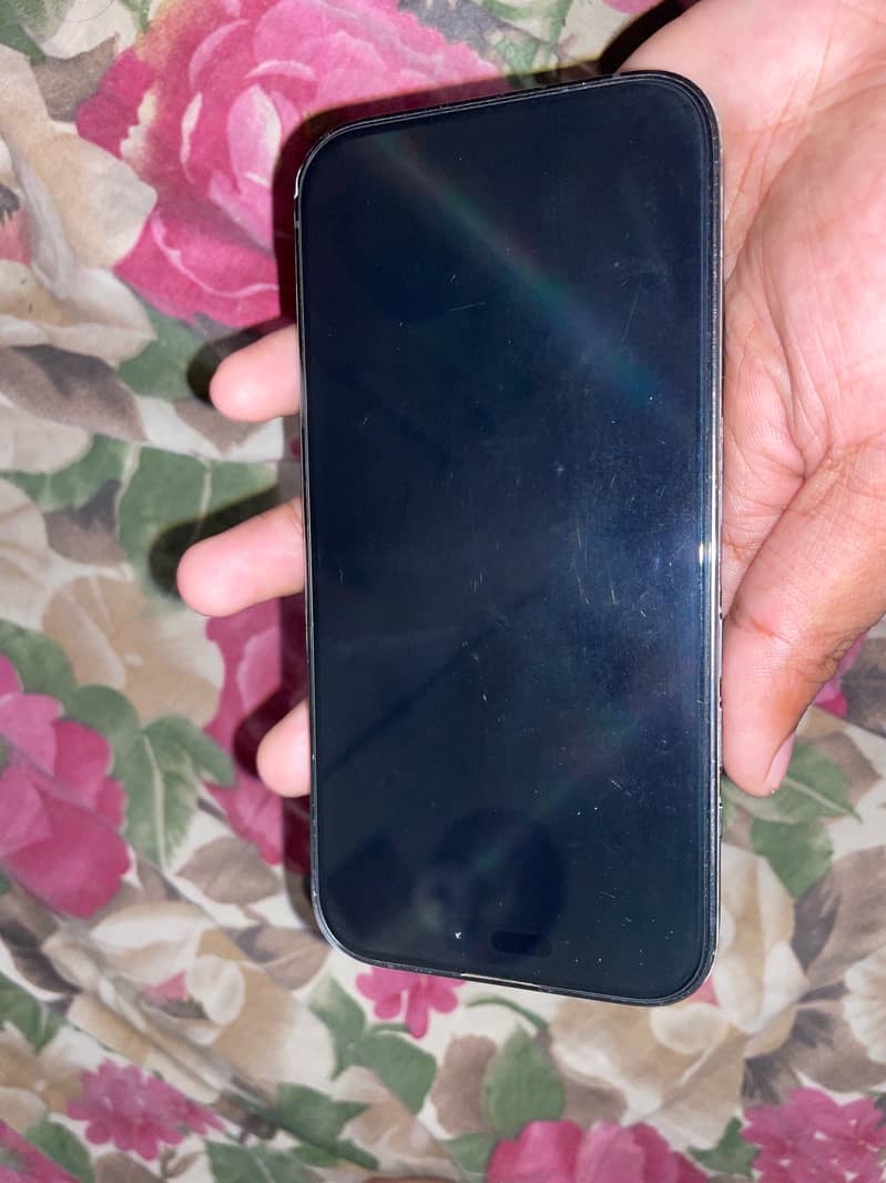 Apple iPhone 14 Pro 2