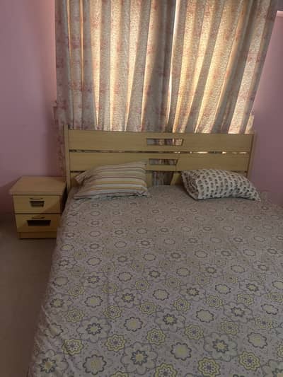 Bed set with molty foam 2 sides and dresser table
