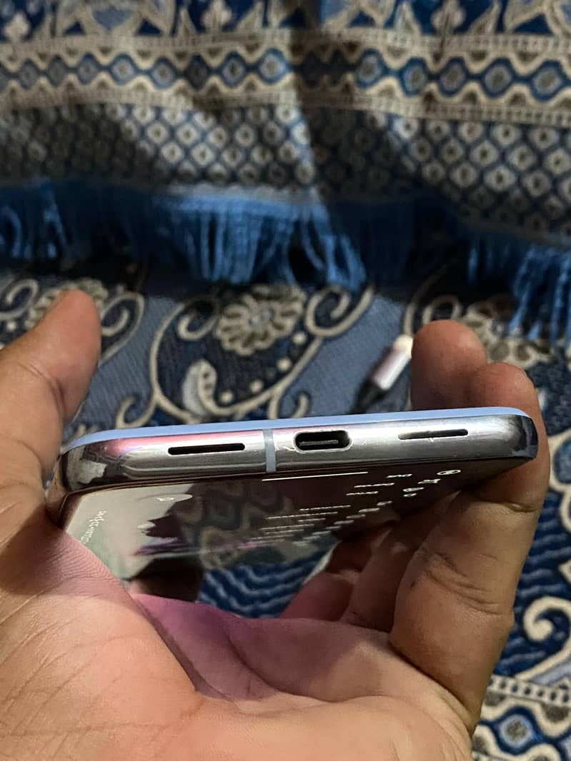 Google Pixel 8 Pro 2
