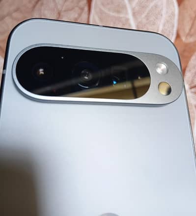 Google Pixel 9 Pro   16gb.  128gb