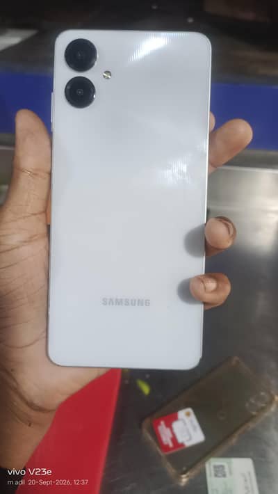 Samsung Mobile A06