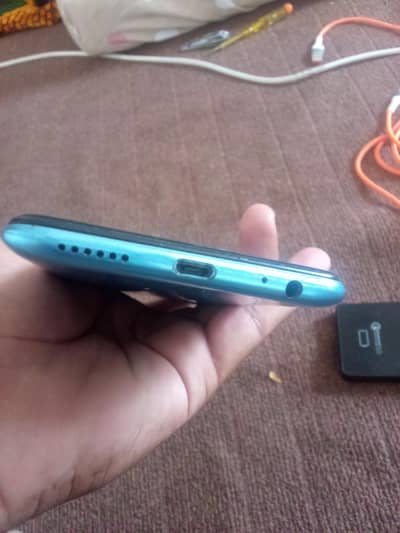 Tecno Spark 4