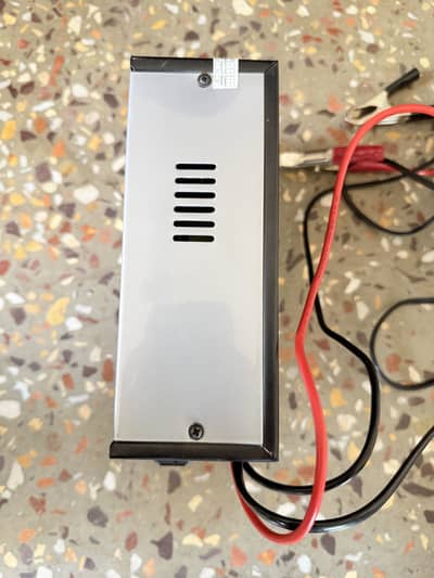 Simtek battery charger