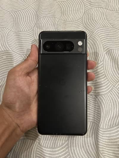 Google Pixel 8 Pro