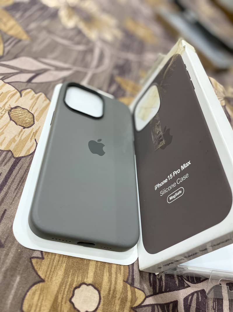 iphone 15 pro max 0