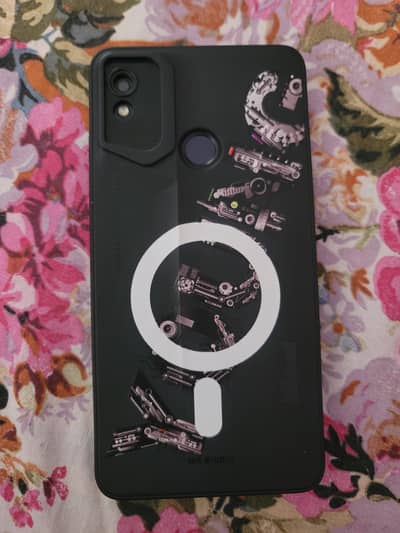 Apple 7 plus tecno pop 3