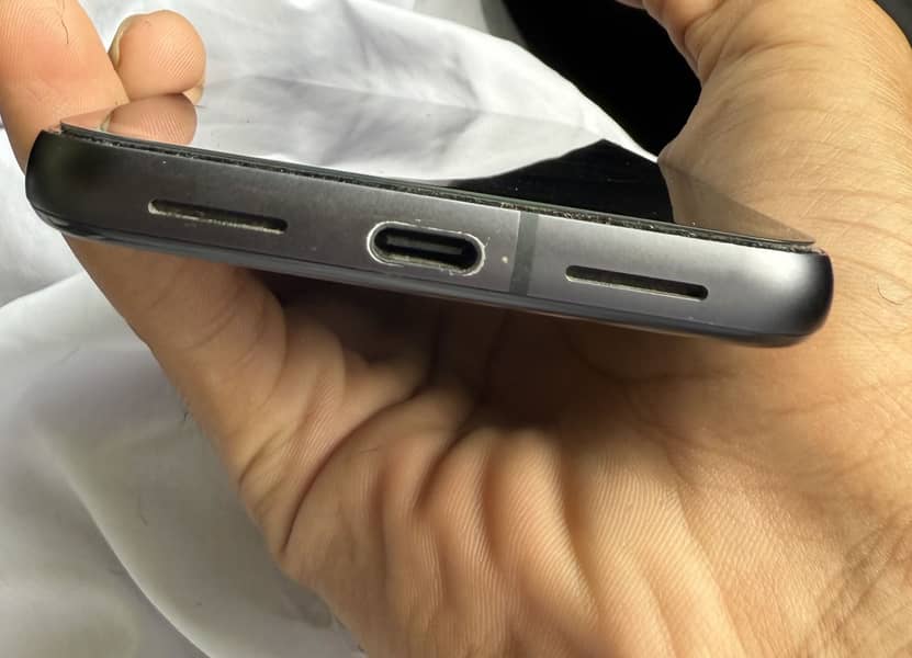 Pixel 8 PTA 4
