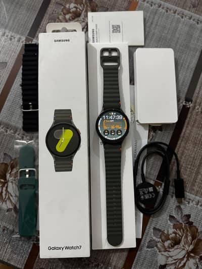 Samsung Galaxy Watch 7 44mm With Complete Box
