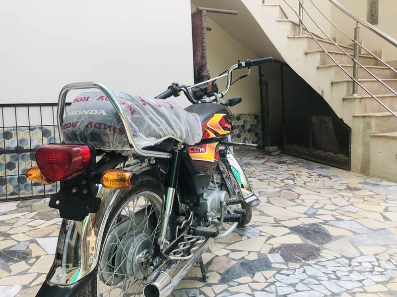 2026 model cd 70 4
