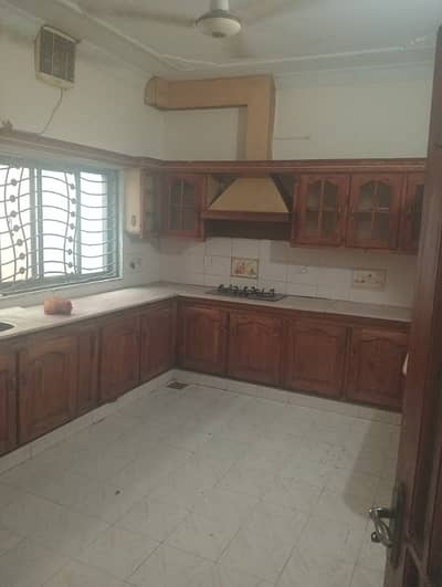 4marla 4beds neat and clean house for sale in G 13 1 islamabad
