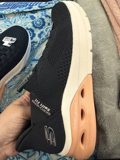 sketchers slip-ins