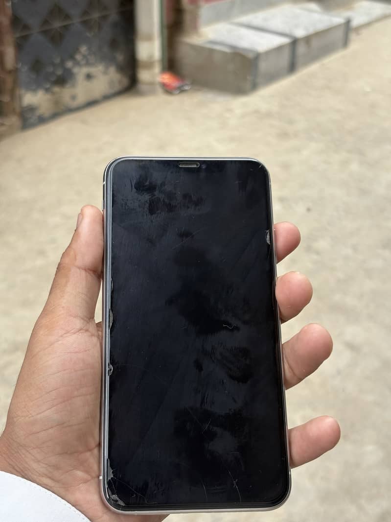 iPhone 11 pro max 5