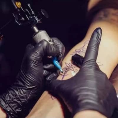 Professional Body Artist. .  TATTOING & PRESING•