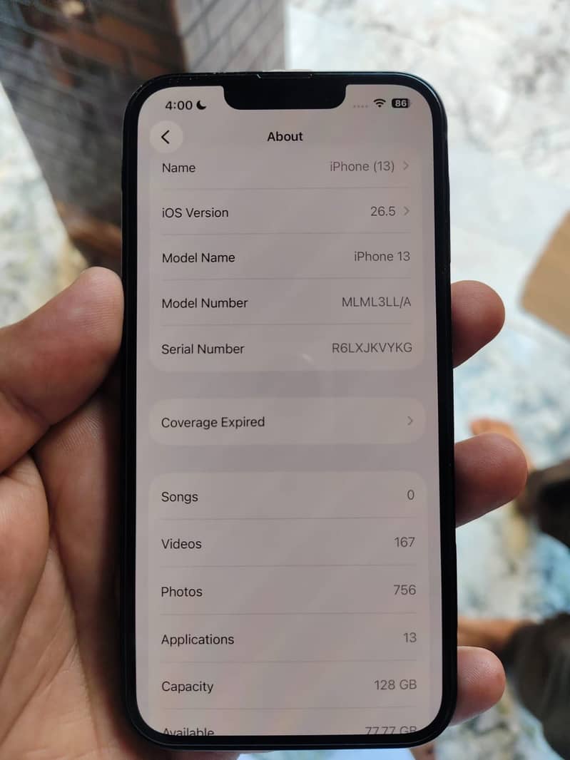 Apple iPhone 13 0