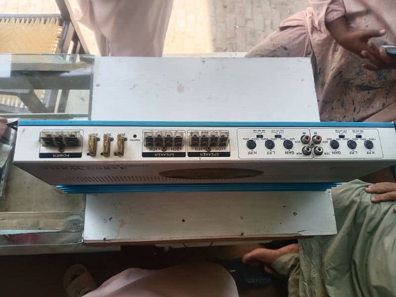 amplifier 1