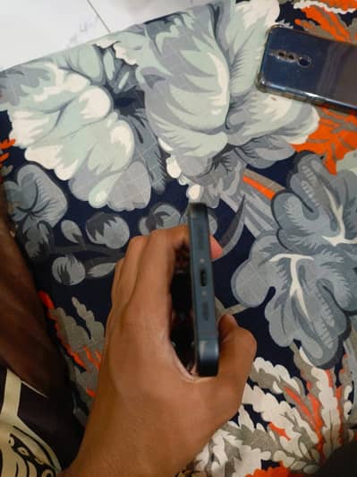 iPhone 14 jv