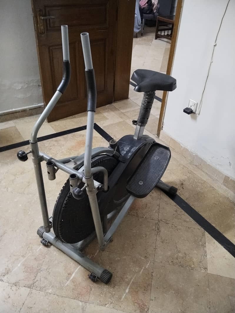 exercise bike in solid condition 3