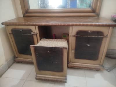 deco dressing table