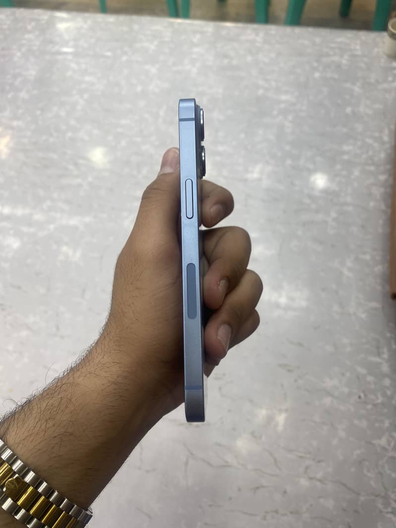 Apple iPhone 14 1