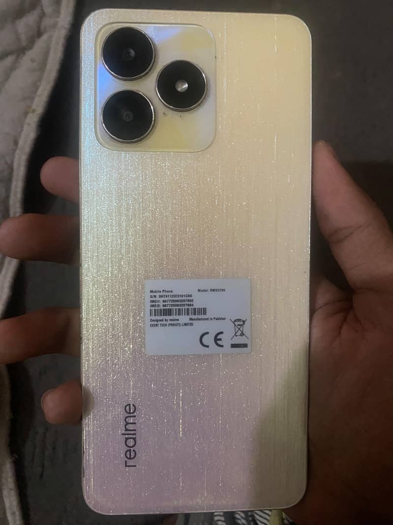 Realme C53 0