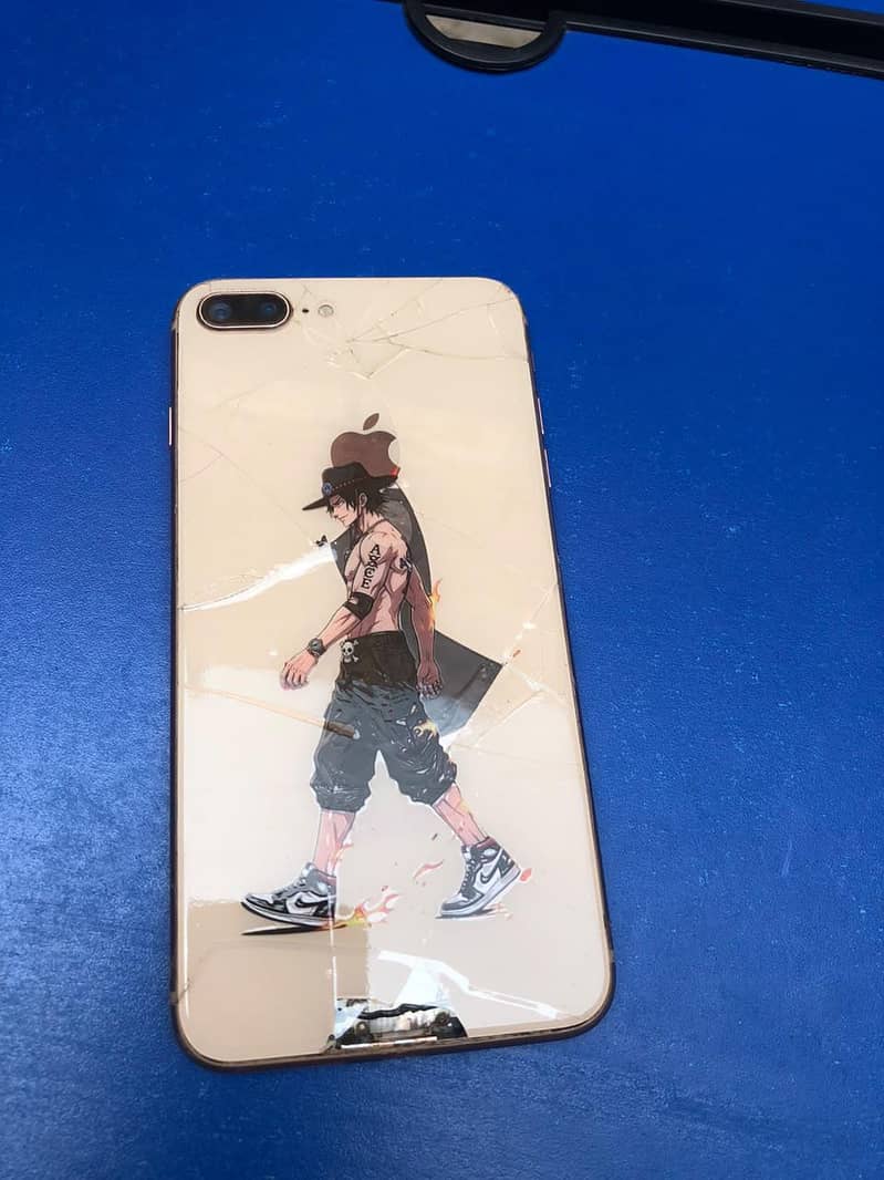 Apple iPhone 8 Plus 2